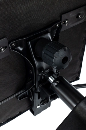 Кресло игровое Zombie 51 велюр черный Light-20